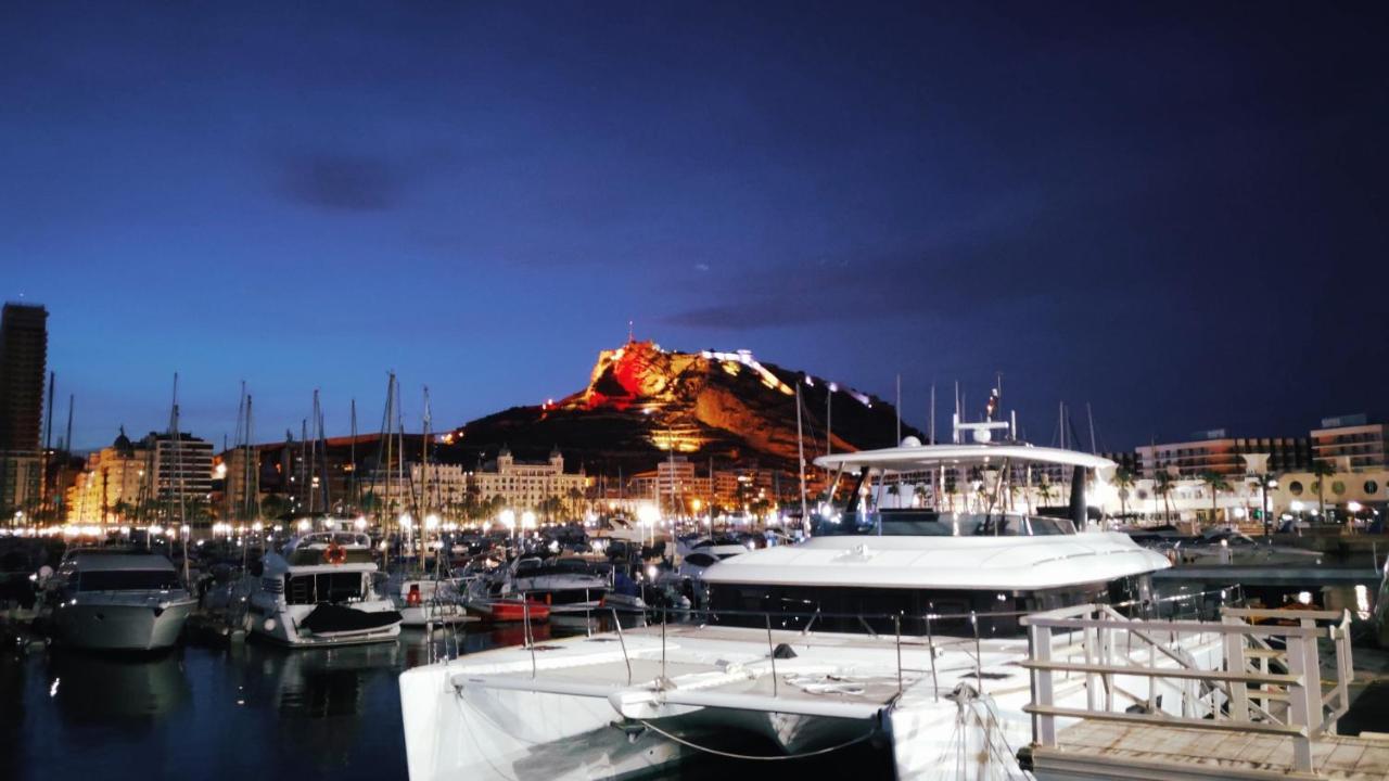 Charming Apartment In Alicante Near The Sea & City Center Dış mekan fotoğraf