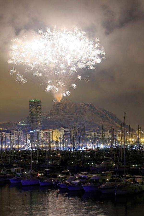 Charming Apartment In Alicante Near The Sea & City Center Dış mekan fotoğraf
