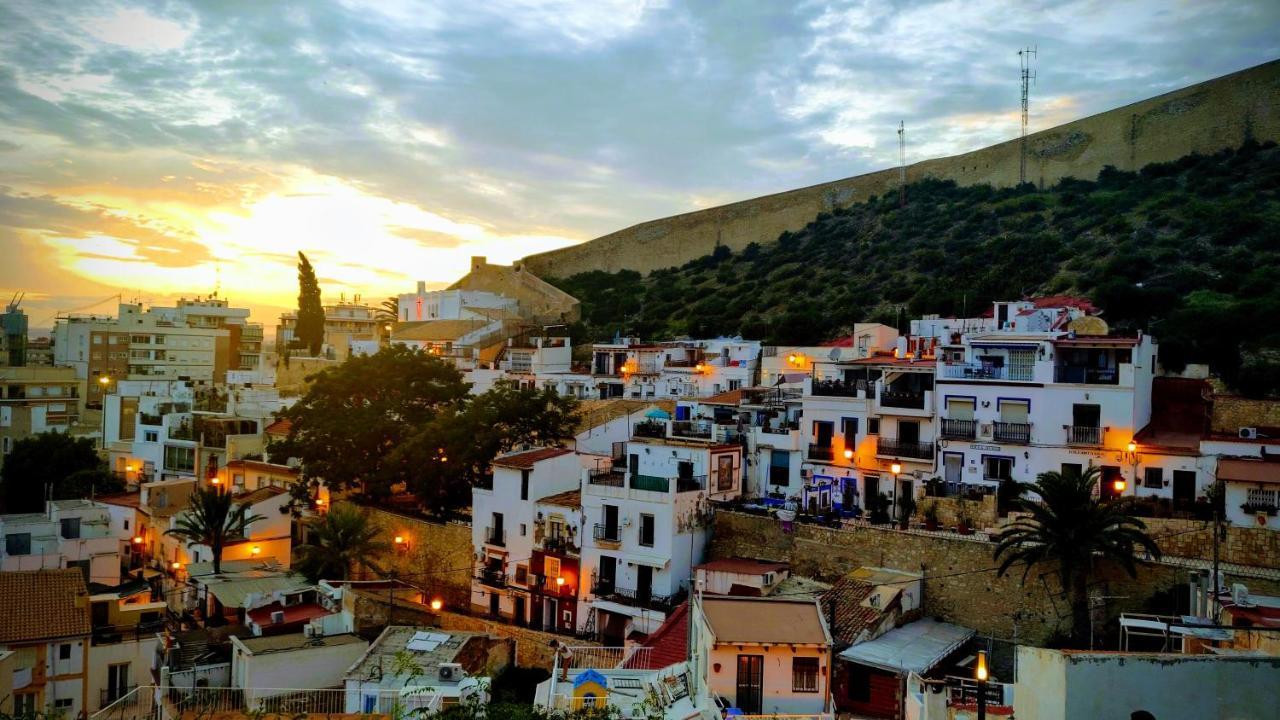 Charming Apartment In Alicante Near The Sea & City Center Dış mekan fotoğraf